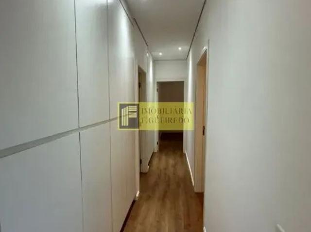 Casa com 3 Quartos para alugar, 225m² Condomínio Village La Montagne