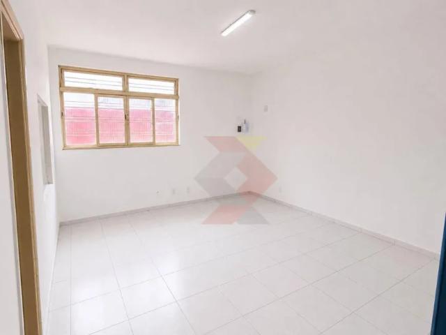 Casa com 3 quartos para alugar, 284 m² Setor Marista Goiânia/GO