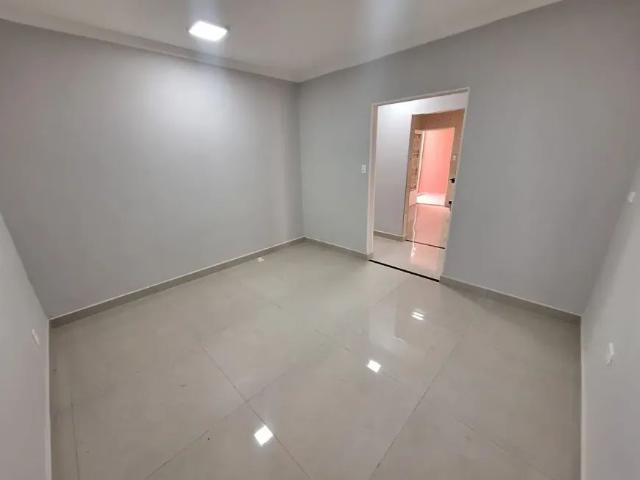 Casa com 3 Quartos para alugar, 300m² Bosque dos Eucaliptos