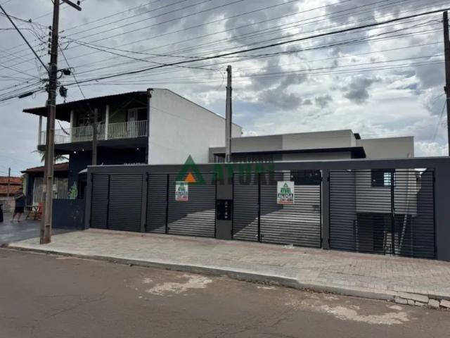 Casa com 3 Quartos para alugar, 50m² Parque das Industrias