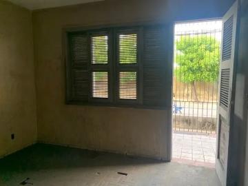 Casa com 3 Quartos para alugar, 525m² Centro