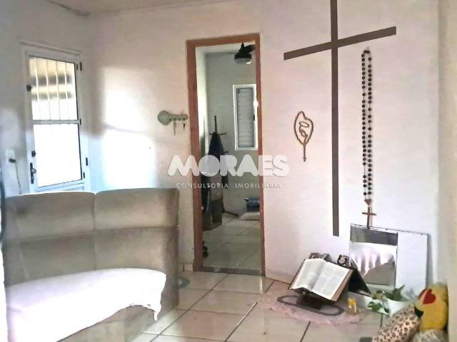 Casa com 3 quartos para alugar, 75 m² por R$ 1.600/mês Núcleo Habitacional Mary Dota Bauru/SP