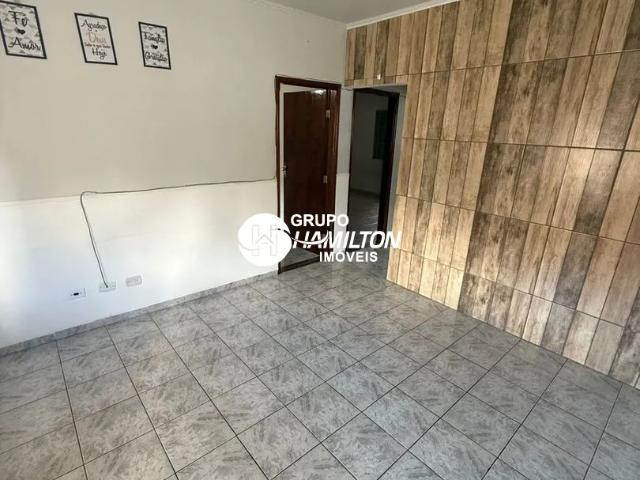 Casa com 3 quartos para alugar