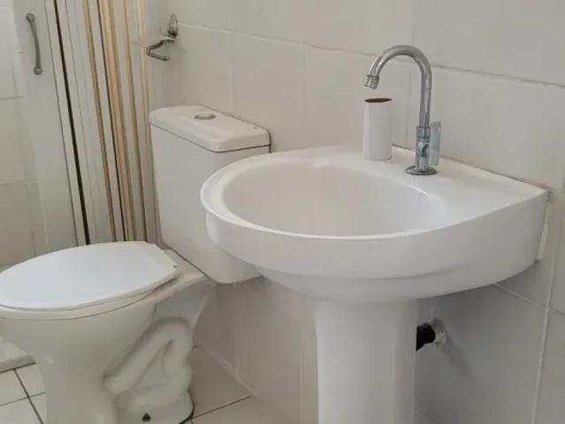Casa com 3 quartos para alugar no Carrão