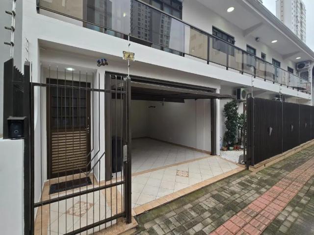 Casa com 3 quartos para alugar no Centro, Balneário Camboriú