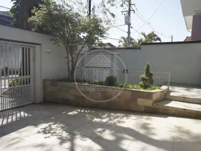 Casa com 3 quartos para alugar no Jardim Campo Grande