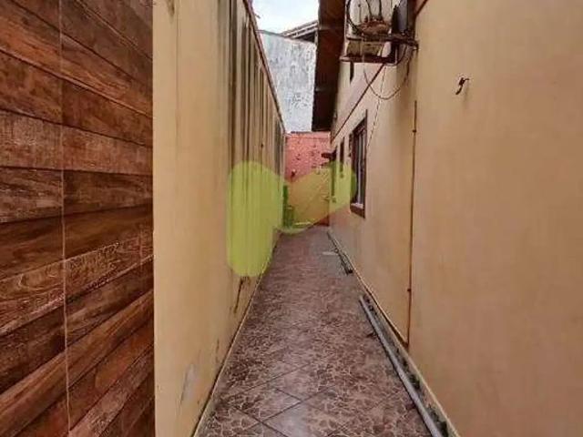Casa com 3 quartos para alugar na Rua Ministro Salgado Filho, Cavaleiros, Macaé