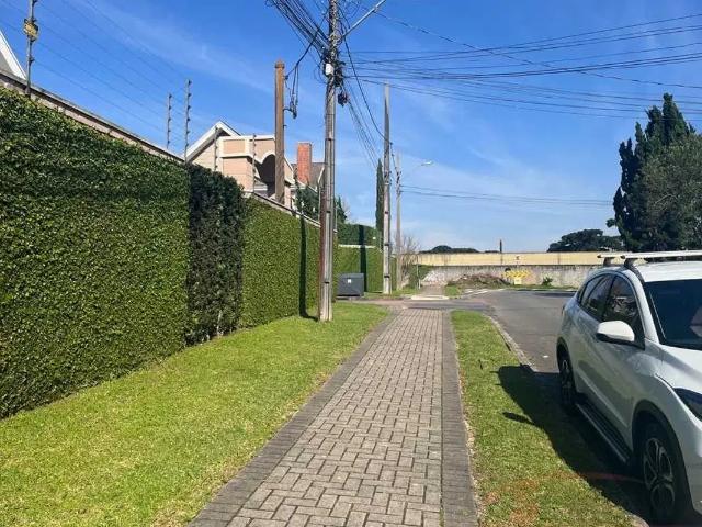 Casa com 3 quartos para alugar na Rua Heinrich Lowen, 330, Xaxim, Curitiba