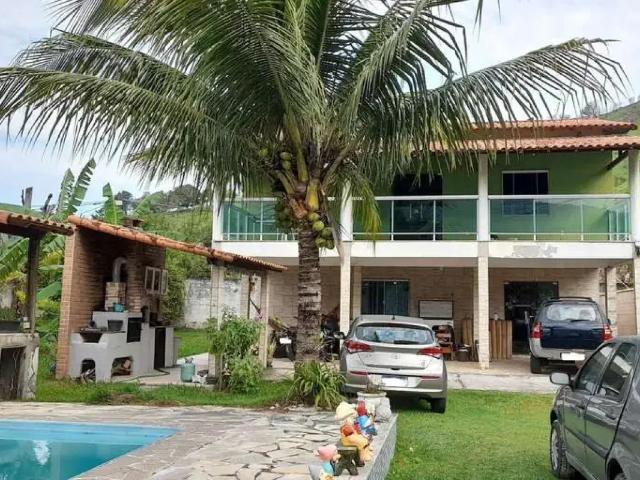 Casa com 3 quartos para alugar na Rua Seis, 8, Retiro, Maricá