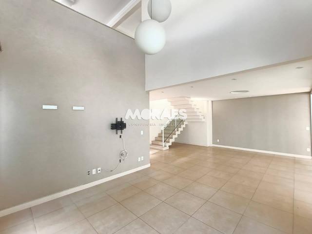 Casa com 3 quartos para alugar por R$ 12.000/mês Estoril V Bauru/SP