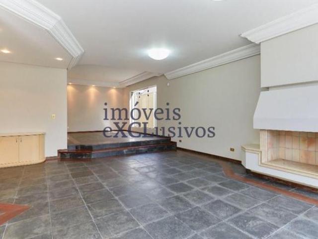CASA COM 3 QUARTOS PARA COMPRAR NO SEMINÁRIO