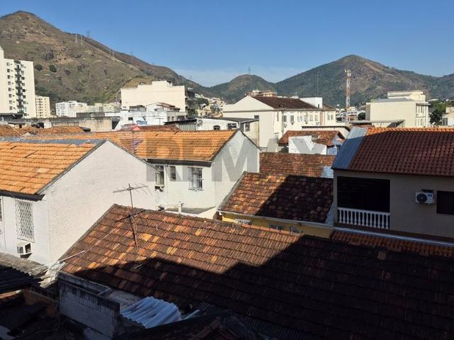 CASA COM 3 QUARTOS PARA LOCAÇÃO COM 68M² POR R$ 2.000,00 ENGENHO DE DENTRO RJ