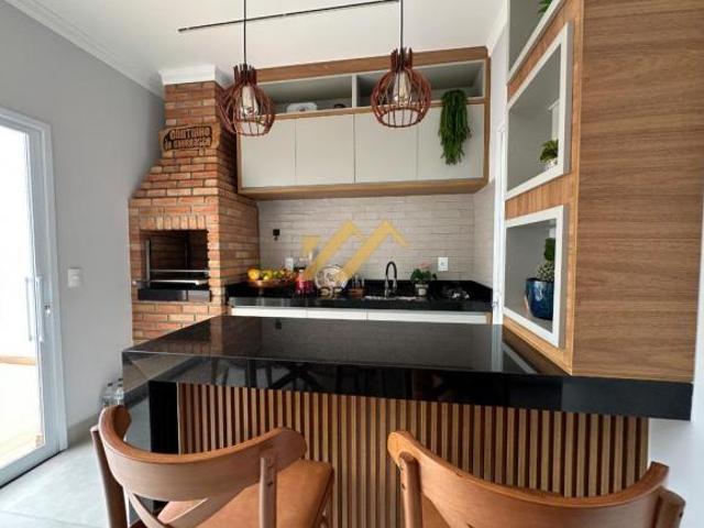 Casa com 3 suítes à venda, 186 m² Jardim Esplanada Indaiatuba/SP