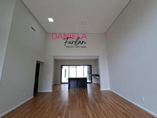 Casa com 3 Suites à Venda 197m² Condomínio Granja Olga Sorocaba/SP
