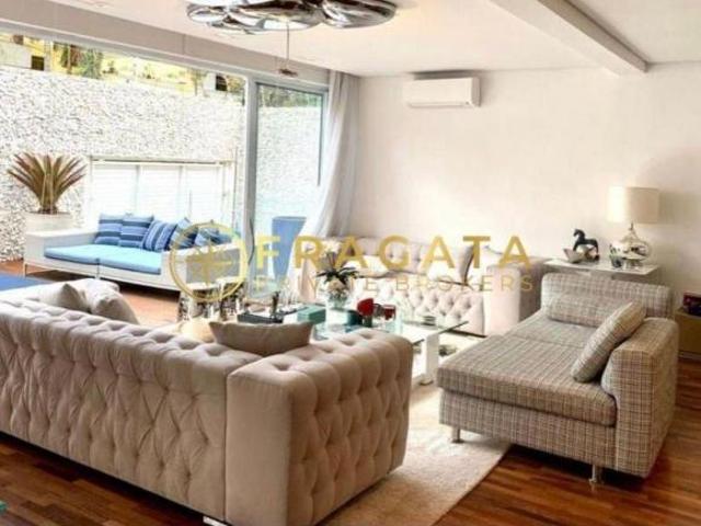 Casa com 3 suítes à venda, 370 m² Pacaembu São Paulo/SP