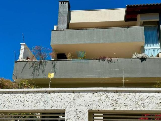 Casa com 3 suítes à venda, 319 m² por R$ 1.780.000 Jardim Europa Poços de Caldas/MG