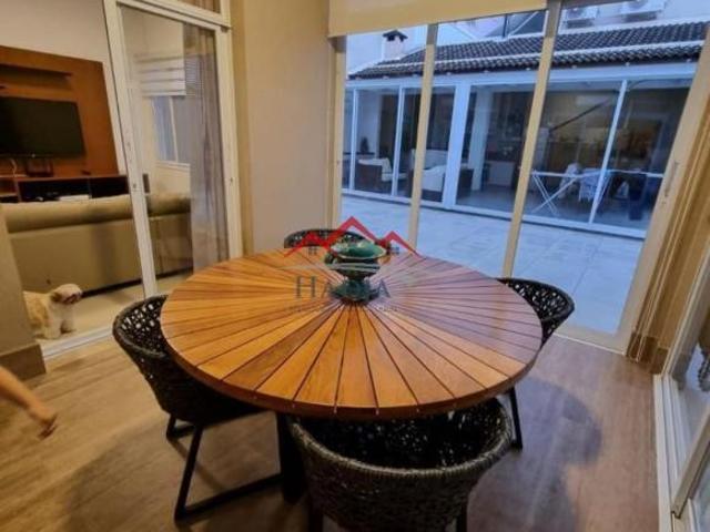 Casa com 3 suítes e área gourmet, à venda no Bosque dos Jatobás