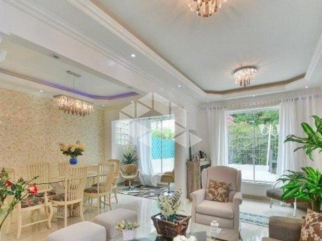 CASA COM TERRAÇO NA VILA ASSUNÇÃO ZONA SUL PORTO ALEGRE