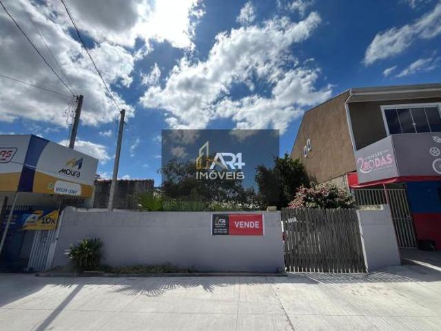 Casa com terreno à Venda no bairro Cajuru em Curitiba/PR