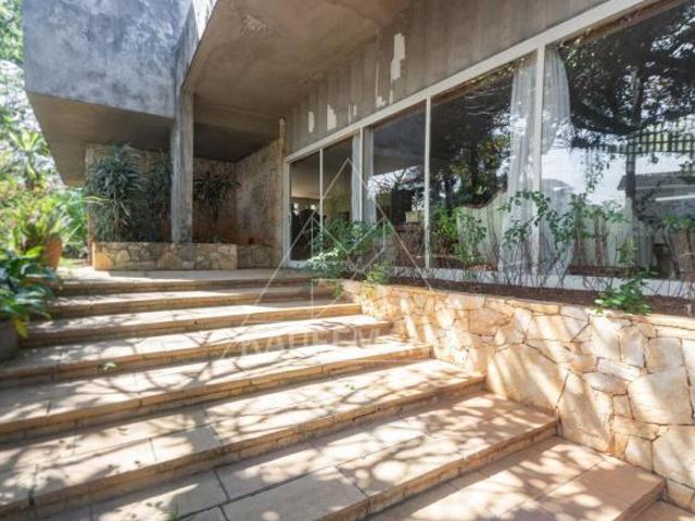 Casa Com Terreno 1000 M², Área Construída 600 m², 4 Dormitórios, suíte, 5 salas, 8 vagas