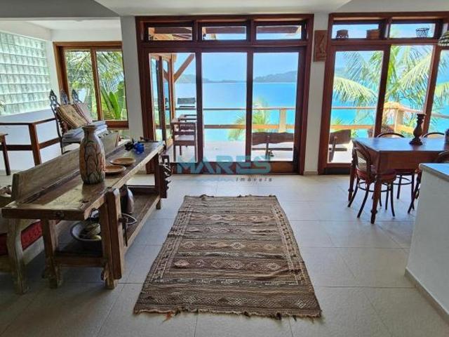 Casa com vista espetacular para o mar