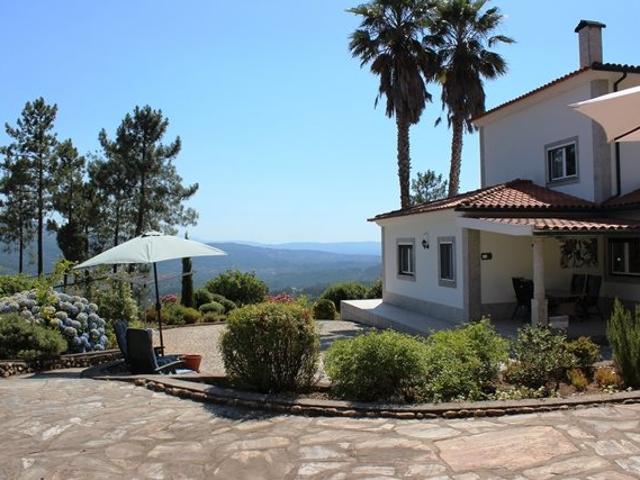 Casa com vista fantástica, Vinhó, Arganil 169m² Vila Cova de Alva e Anseriz