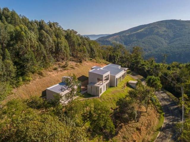 Casa com à venda Araçariguama/SP