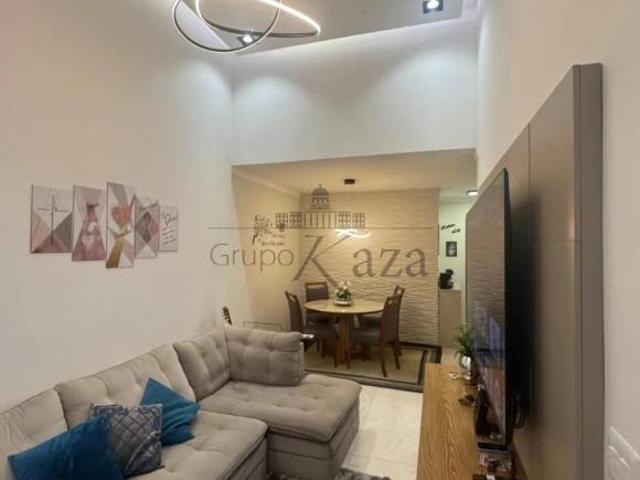 Casa com area gourmet Cidade Vista Verde 3 quartos 130m²