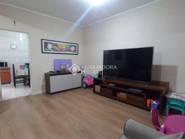 Casa com churrasqueira em Assunção, SBC