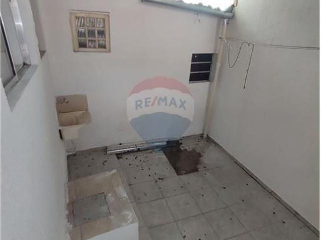 Casa com comodos grande de fundo Vila Nova Mazzei