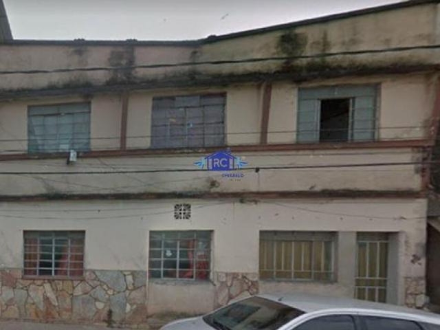Casa com dois pavimentos situada no Bairro São Sebastião em Conselheiro Lafaiete/MG