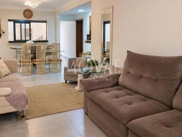 Casa Com Duas Edículas | 250 m² De Terreno | 300 m² De Construção