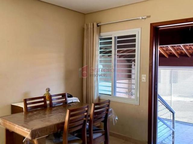 CASA COM EDÍCULA À VENDA NO PARQUE RESIDENCIAL ELOY CHAVES EM JUNDIAÍ SP