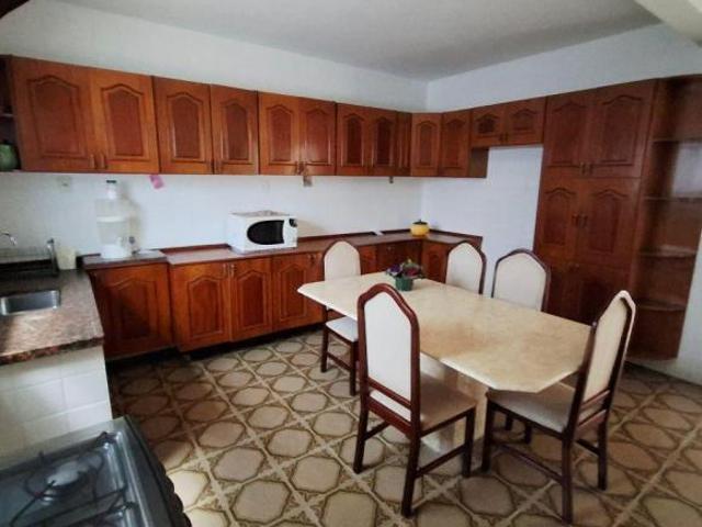 Casa com edícula completa | 3 dorms + 2 dorms | 2 vagas | Vila Dalva