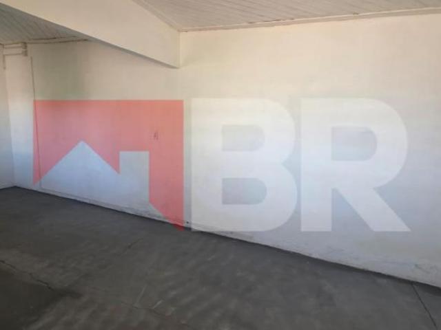 Casa com Edícula em Terreno Amplo no São Manoel