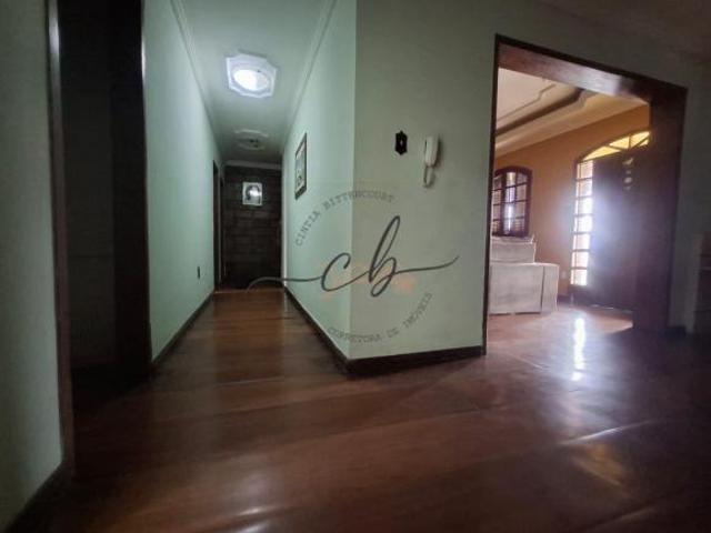 Casa com excelente localização – próxima ao metrô e ao comércio do bairro