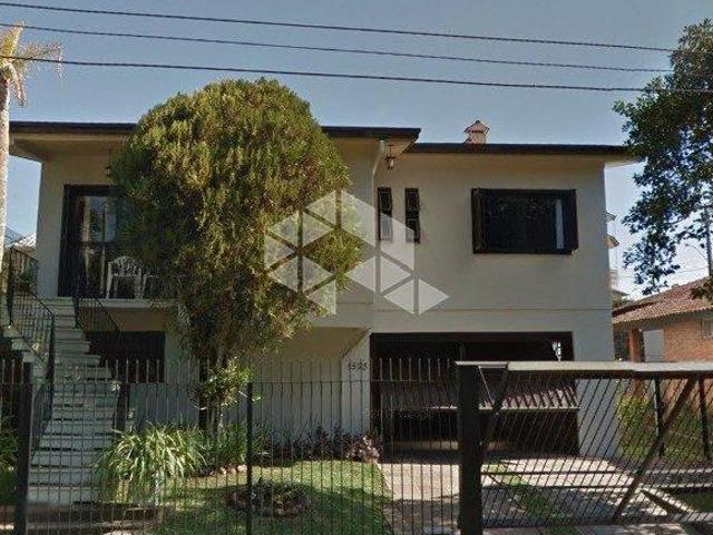 Casa com excelente localização próximo ao centro de Garibaldi