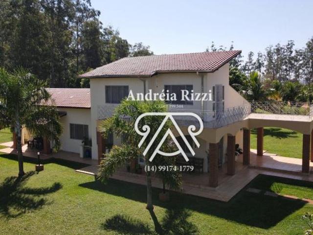 Casa com mezanino, varanda e pomar — 197 m² À venda Santa Bárbara Resort Residence Águas de Sa