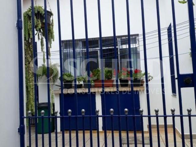 Casa com ótimo terreno para venda Jardim Aeroporto Campo Belo