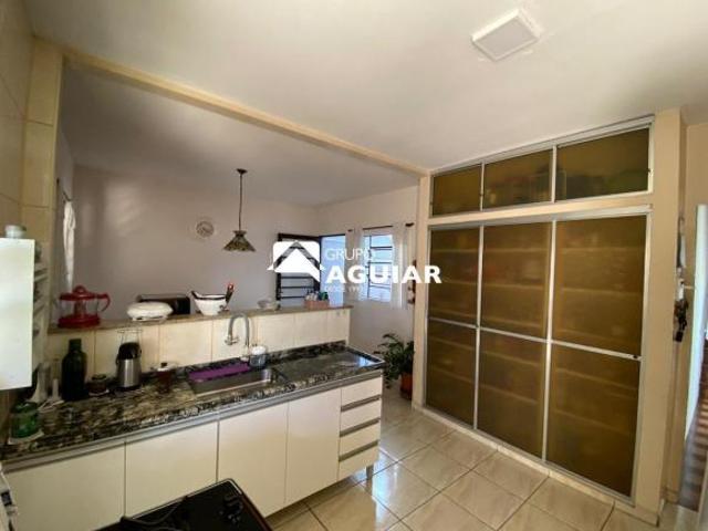Casa com piscina à venda em Valinhos