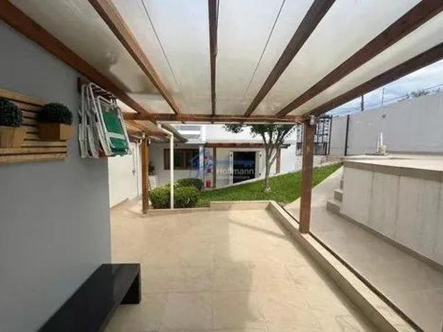 Casa com Piscina à Venda no Bairro Guarani Novo Hamburgo