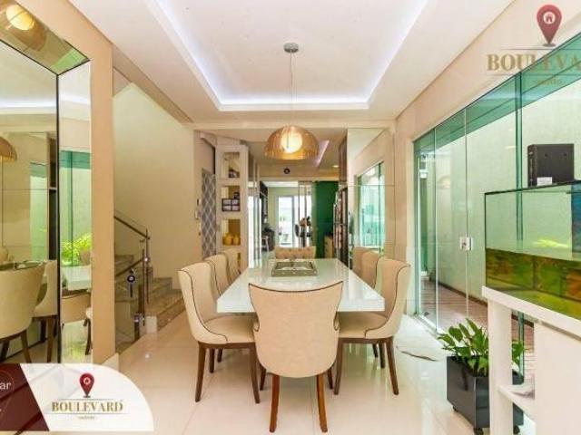 Casa com piscina aquecida e 3 dormitórios à venda, 330 m² por R$ 2.750.000 Uberaba Curitiba/PR