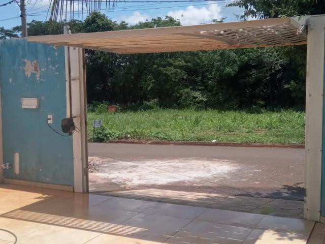 Casa com Piscina e Conforto no Centro