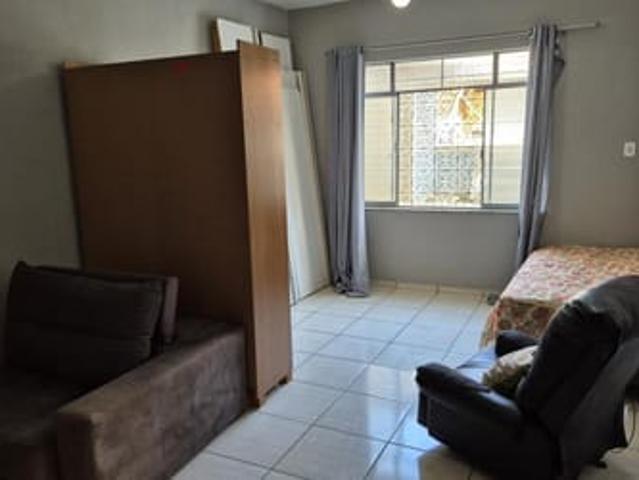 CASA COM PISCINA E TUDO NOVINHO