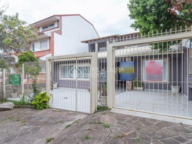 CASA COM PISCINA E VISTA PARA O GUAÍBA NA VILA ASSUNÇÃO