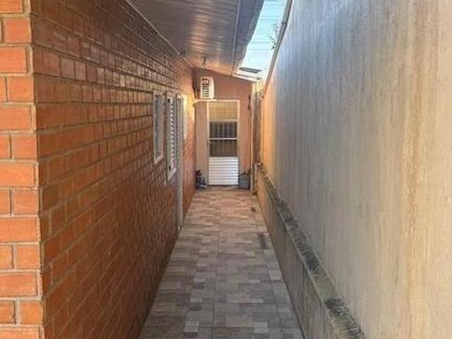 Casa com Piscina em Matinhos