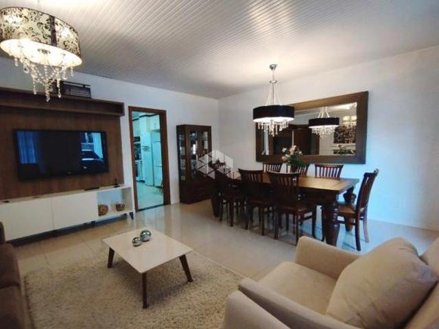 Casa com piscina em Santa Cruz do Sul