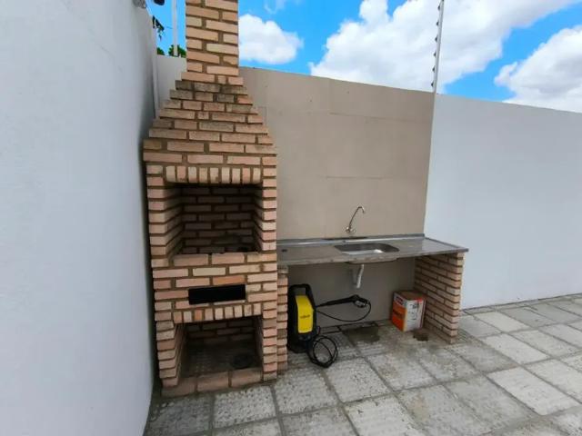 Casa com Piscina para Aluguel Anual – 4 Quartos 3 Suítes, em Gravatá PE Ref. F2C7HO