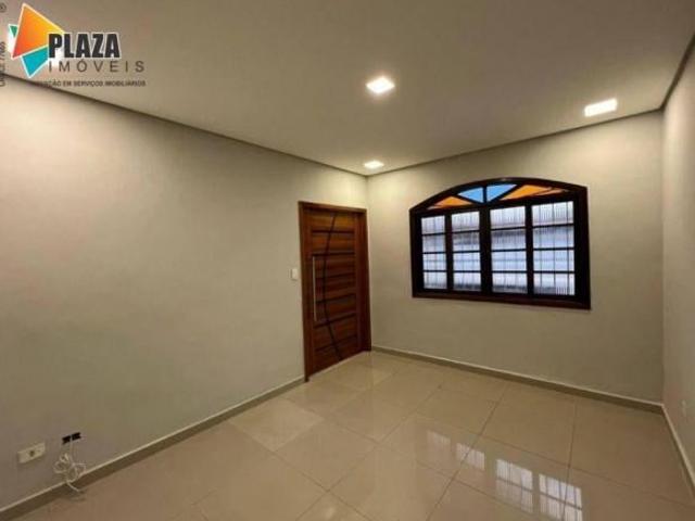 Casa com Piscina reformada, por Apenas R$ 680.000 Tupi Praia Grande/SP