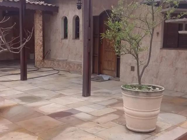 Casa com Piscina à Venda em Vila Santa Clara São Paulo